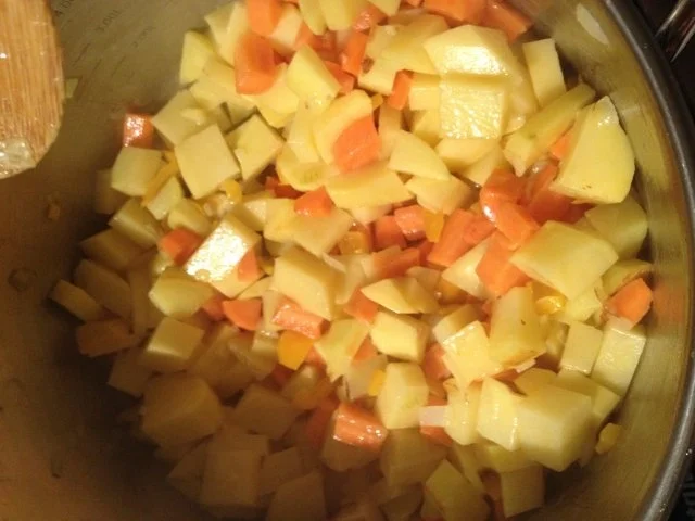 Kartoffelgulasch mit Wiener - Rezept - Bild Nr. 3