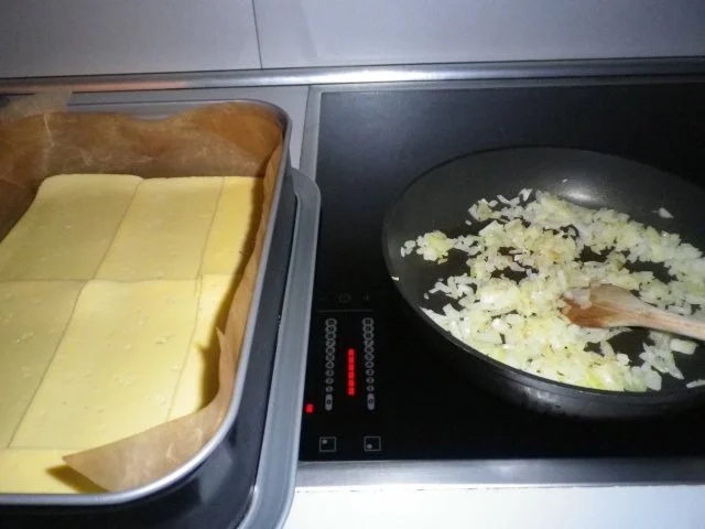 Rezept: Käse - Zwiebel - Rolle mit Schinken Bild Nr. 3 Käse - Zwiebel - Rolle mit Schinken - Rezept - Bild Nr. 3