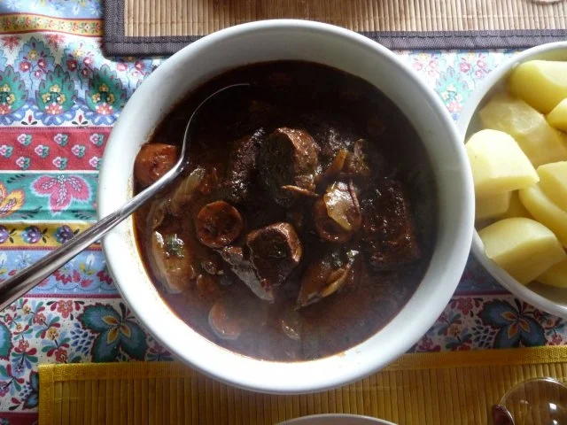 Rezept: Boeuf Bourguignon Bild Nr. 12 Boeuf Bourguignon - Rezept - Bild Nr. 12