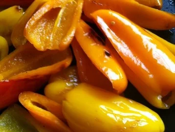 SWEET Paprika mit Nudeln und Scharfer-Soße - Rezept - Bild Nr. 3