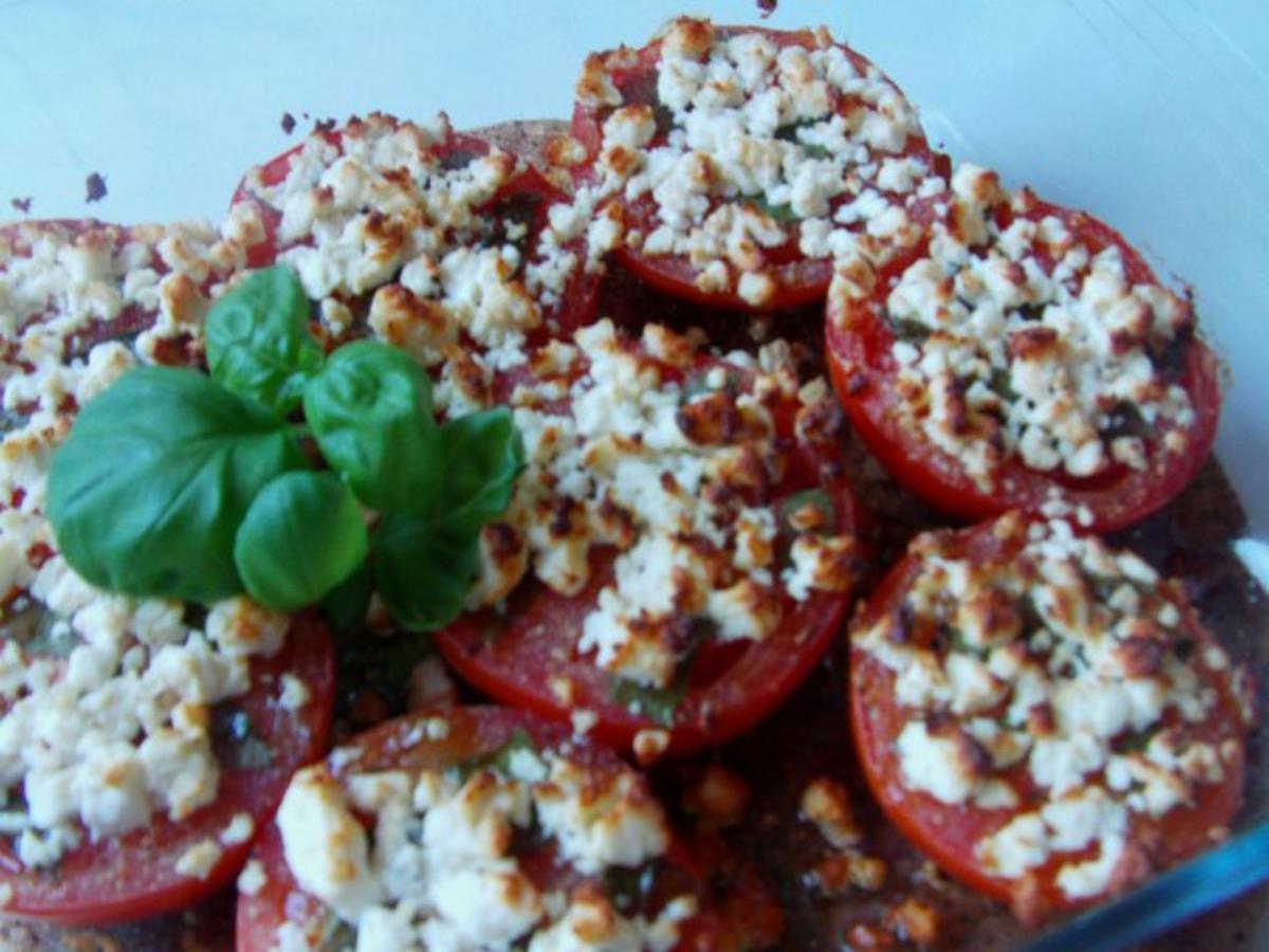 Tomaten mediterran gebacken - Rezept mit Bild - kochbar.de