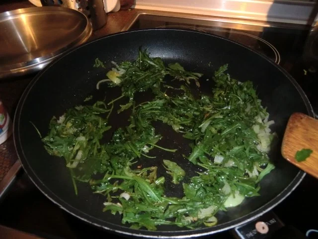 Tagliatelle mit Rucola, Lachs und Scampis - Rezept - Bild Nr. 5