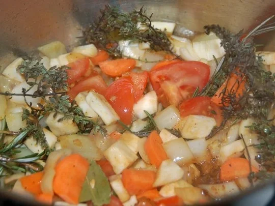 POCHIERTE HÄHNCHENBRUST IN WEISSWEIN - KAPERNSAUCE - Rezept - Bild Nr. 10