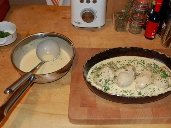 POCHIERTE HÄHNCHENBRUST IN WEISSWEIN - KAPERNSAUCE - Rezept - Bild Nr. 13