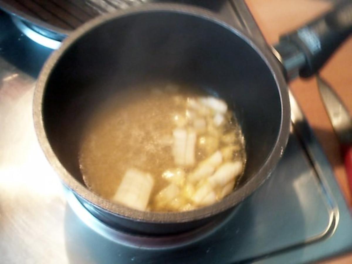 Kotelett unter einer Champignonhaube mit frischen Champignons - Rezept - Bild Nr. 5