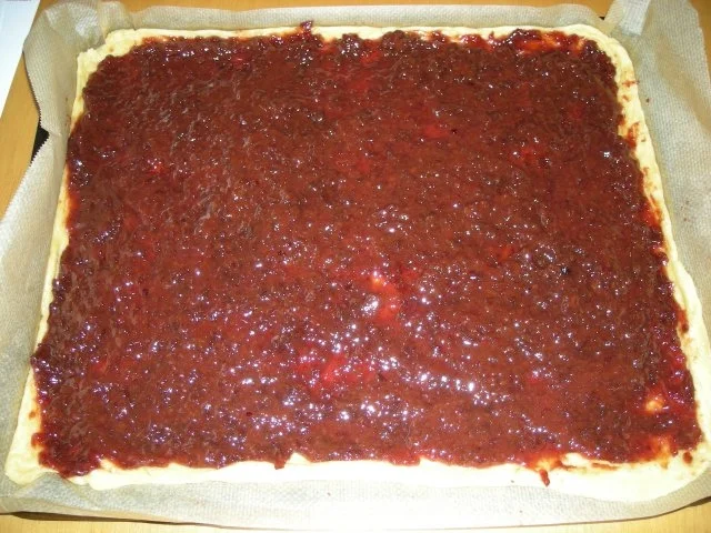 Rezept: Pflaumen Hefe Kuchen Bild Nr. 3 Pflaumen Hefe Kuchen - Rezept - Bild Nr. 3