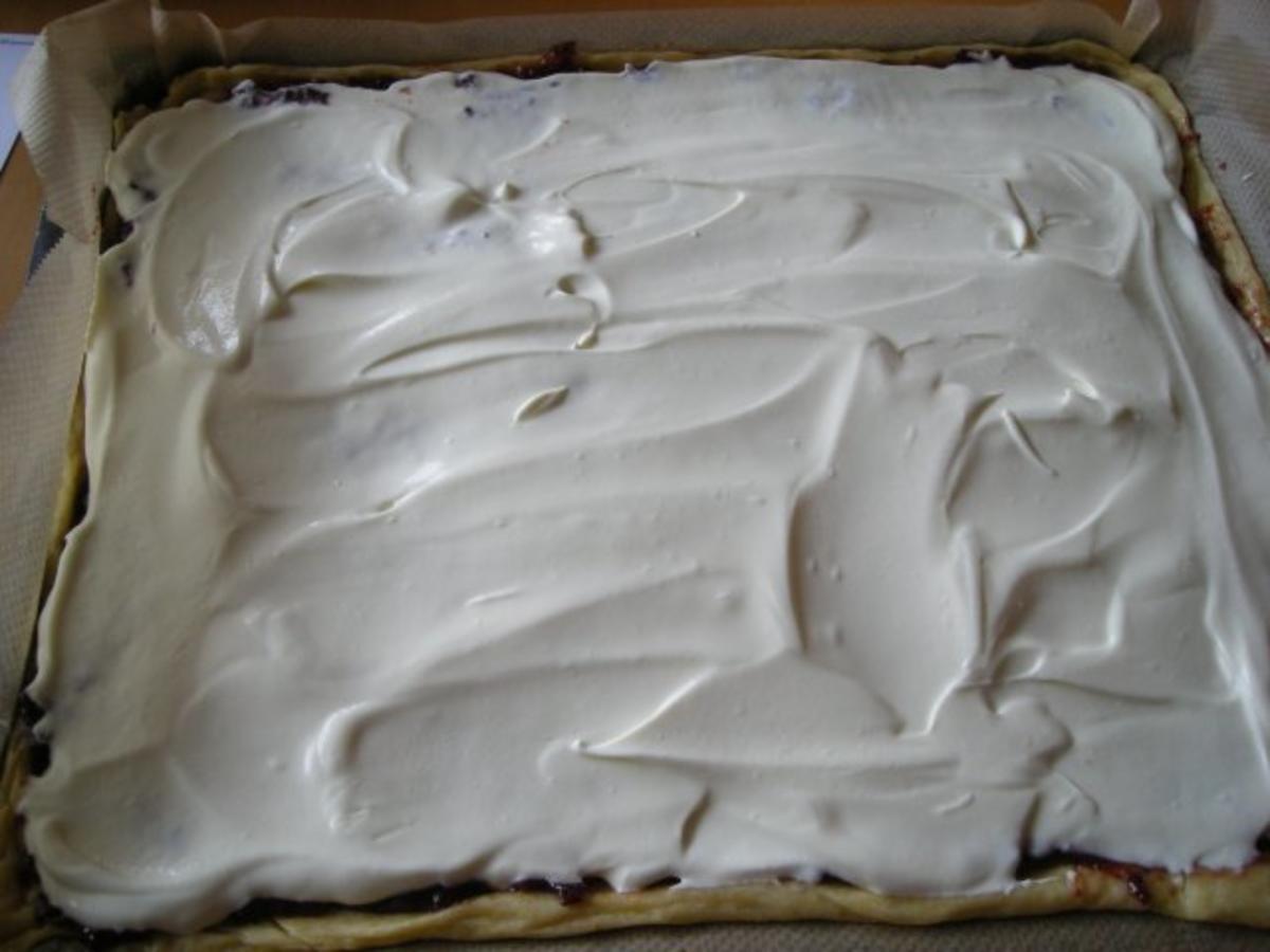 Pflaumen Hefe Kuchen - Rezept - Bild Nr. 4