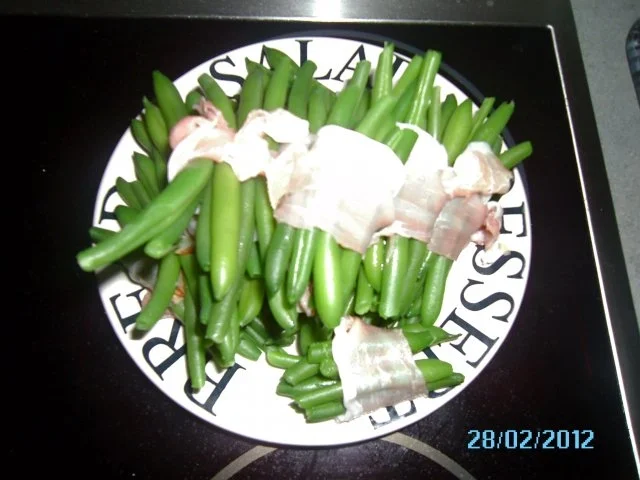 Rezept: Rindersteaks mit Ofenkartoffeln und Speckbohnen Bild Nr. 5 Rindersteaks mit Ofenkartoffeln und Speckbohnen - Rezept - Bild Nr. 5