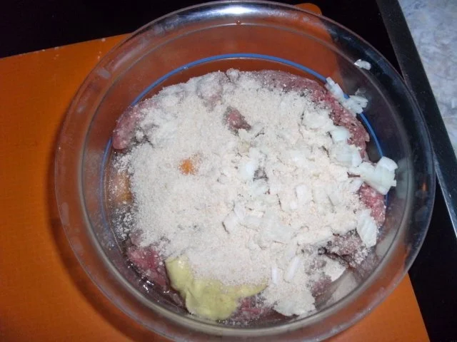 Hackrolle  - gefüllt und eingewickelt - - Rezept - Bild Nr. 3