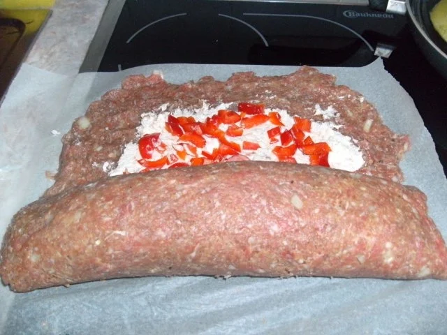 Hackrolle  - gefüllt und eingewickelt - - Rezept - Bild Nr. 8