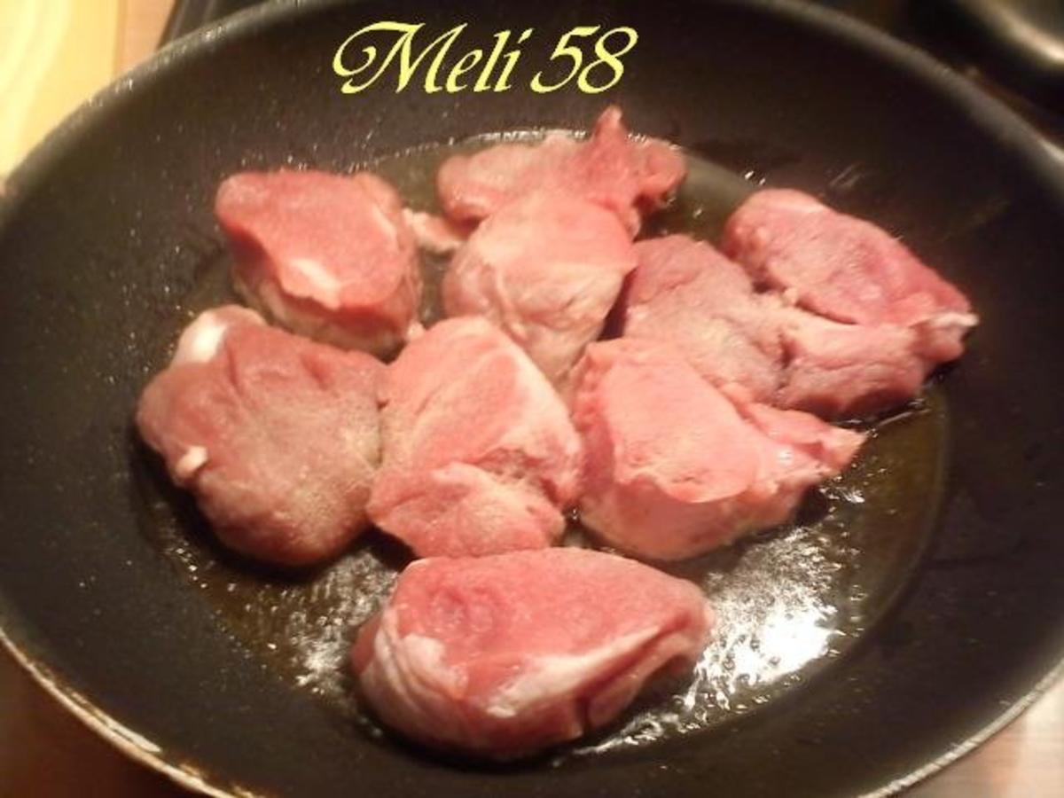 Fleisch: Schweinefilet an Butterpilzen - Rezept - Bild Nr. 2