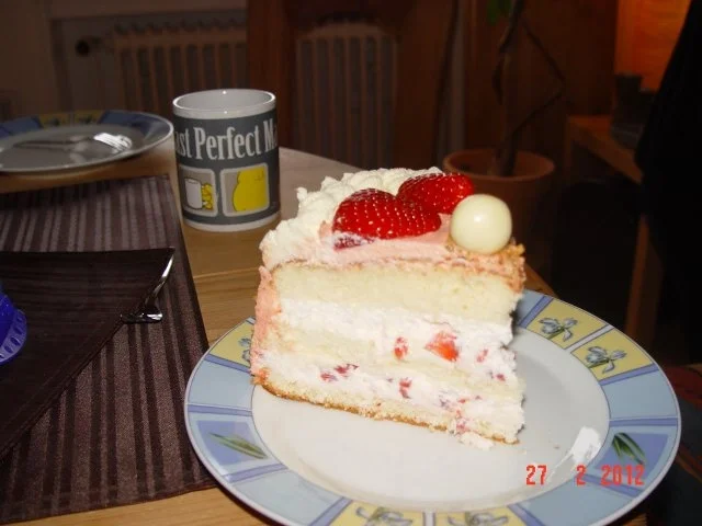 Rezept: Andy`s Erdbeertorte Bild Nr. 6 Andy`s Erdbeertorte - Rezept - Bild Nr. 6