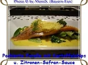 Pochierte Forelle mit Kartoffelchips und Zitronen-Safran-Sauce - Rezept