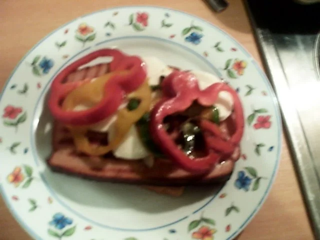 Leberkäse mit Mozzarella und Paprika - Rezept - Bild Nr. 7