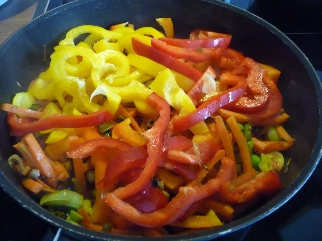 Rezept: Fleischlos : Gemüsepfanne an Naturreis Bild Nr. 6 Fleischlos : Gemüsepfanne an Naturreis - Rezept - Bild Nr. 6