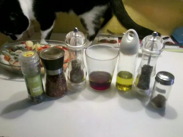 Rezept: Geflügel: Hähnchenschenkel mit Gemüsemix Bild Nr. 5 Geflügel: Hähnchenschenkel mit Gemüsemix - Rezept - Bild Nr. 5