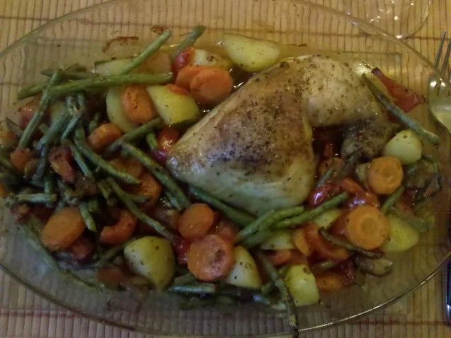 Rezept: Geflügel: Hähnchenschenkel mit Gemüsemix Bild Nr. 10 Geflügel: Hähnchenschenkel mit Gemüsemix - Rezept - Bild Nr. 10