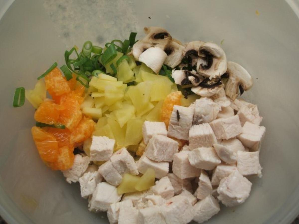 Salate: Fruchtiger Geflügelsalat - Rezept - Bild Nr. 3