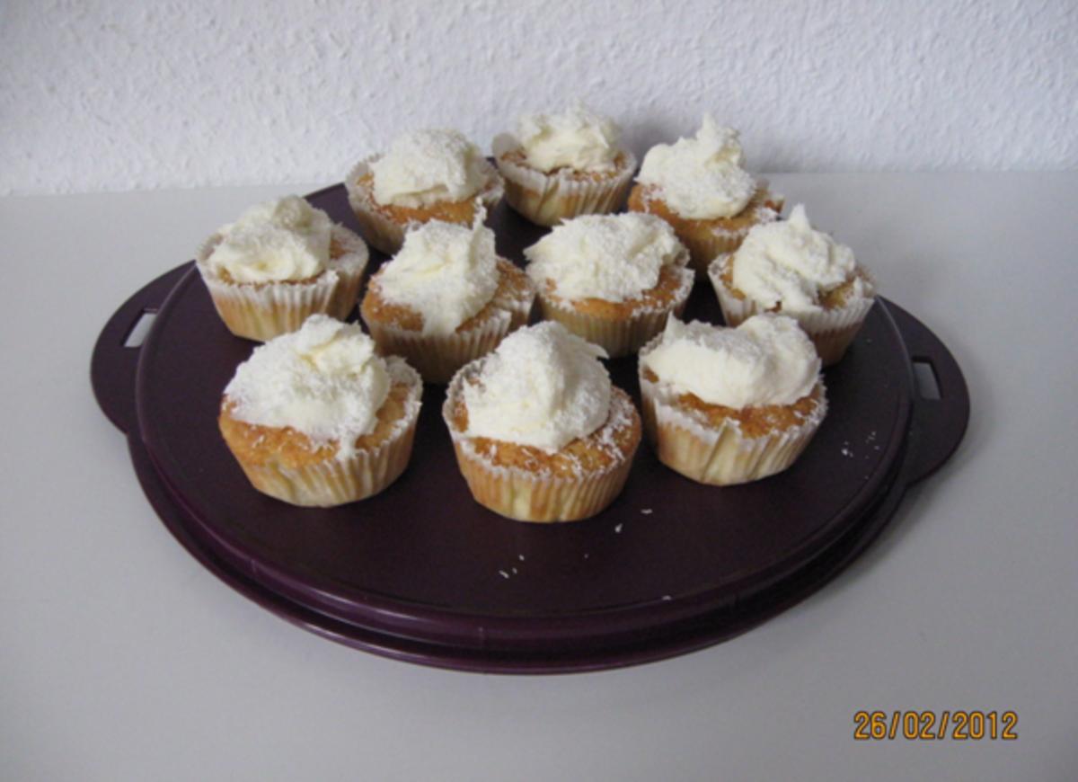 Bilder für Rafaello Cupcakes - Rezept