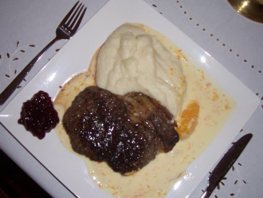 Rindersteak mit Blumenkohl_Selleriepüree und Käseorangensauce - Rezept ...