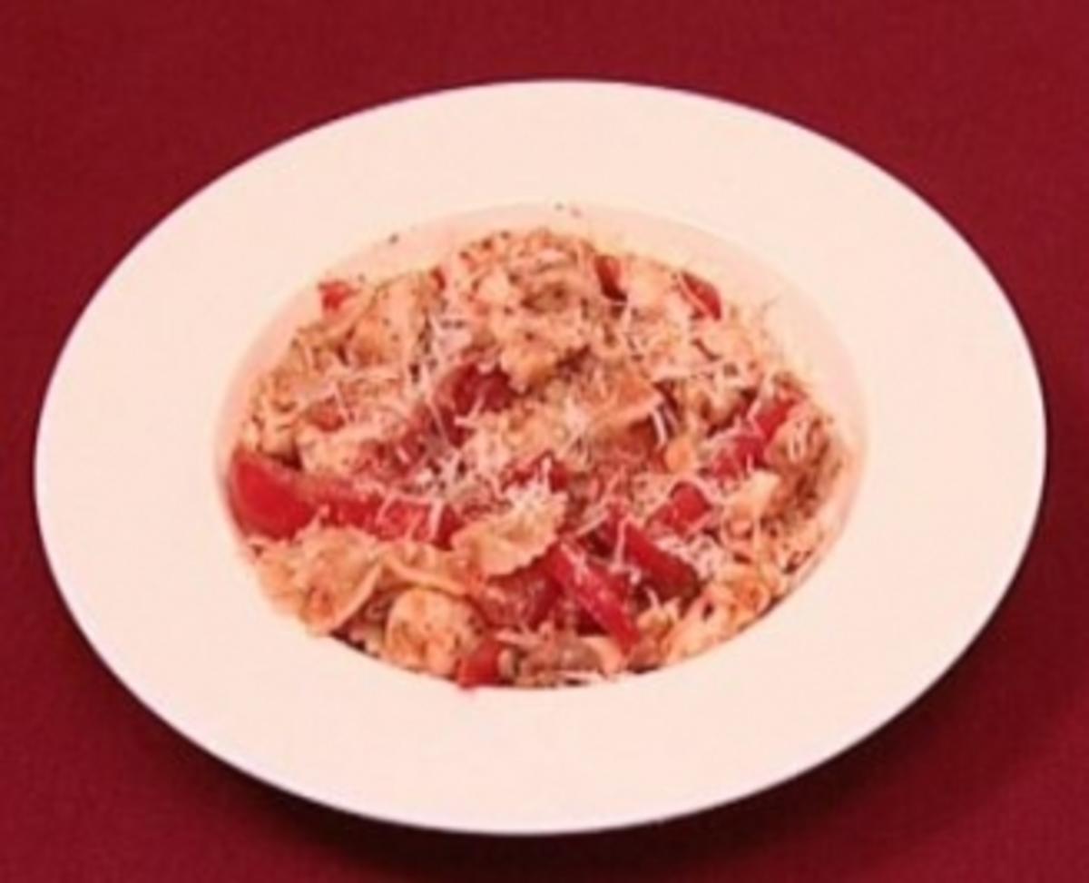 Knoblauch-Hühnchen mit Pasta und Schinken (Fabrice Morvan) - Rezept