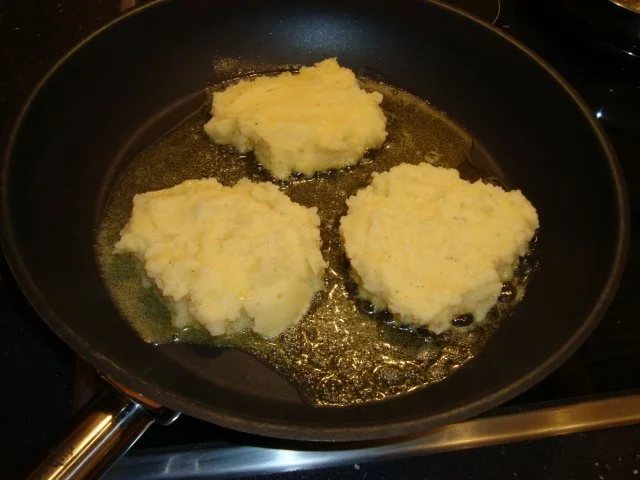 Kartoffelküchlein mit Zwiebelringen - Rezept - Bild Nr. 6