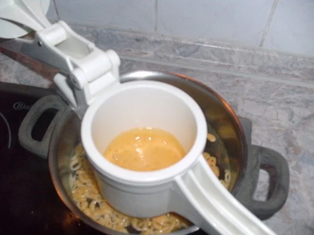 Rezept: Badische Knöpflesuppe Bild Nr. 5 Badische Knöpflesuppe - Rezept - Bild Nr. 5