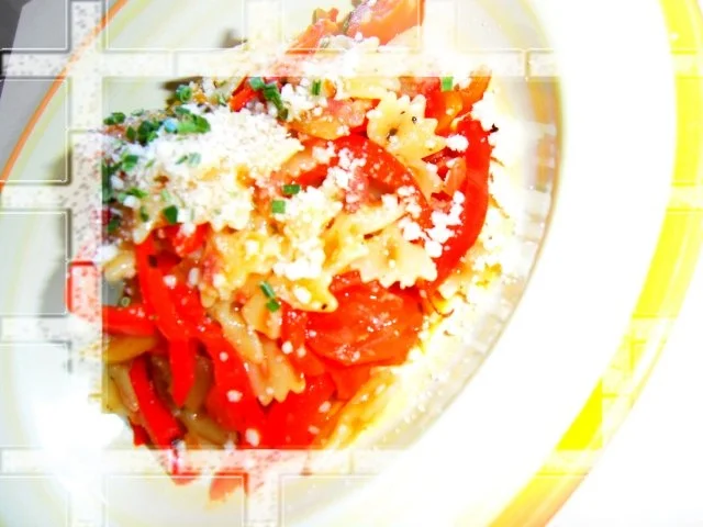Paprika-Farfalle mit Speck und Cherrytomaten - Rezept - Bild Nr. 9