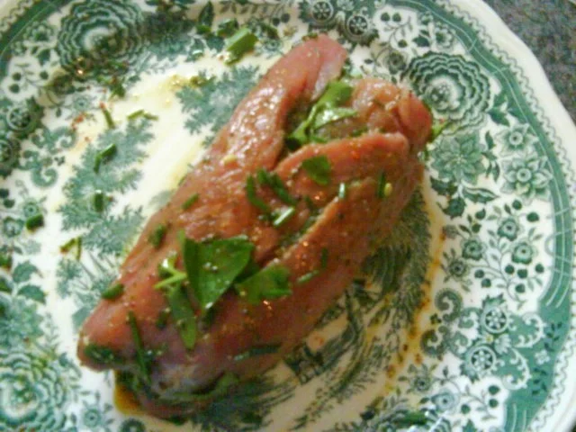 Rezept: Mit Kräutern gefülltes Schweinefilet Bild Nr. 6 Mit Kräutern gefülltes Schweinefilet - Rezept - Bild Nr. 6