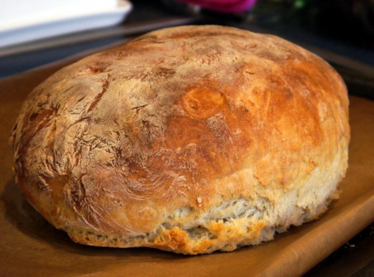 Rustikales Weißbrot - Rezept mit Bild - kochbar.de