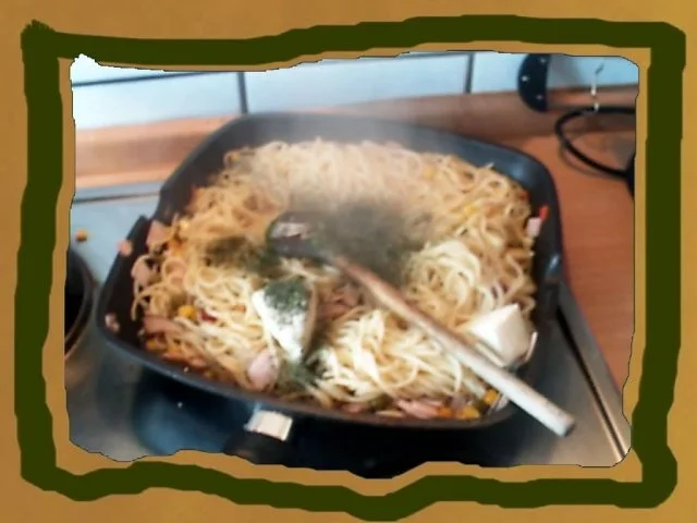 Rezept: Spagettipfanne mit Putenbrust Bild Nr. 3 Spagettipfanne mit Putenbrust - Rezept - Bild Nr. 3