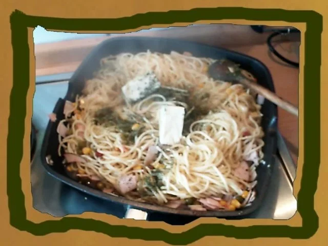 Rezept: Spagettipfanne mit Putenbrust Bild Nr. 4 Spagettipfanne mit Putenbrust - Rezept - Bild Nr. 4