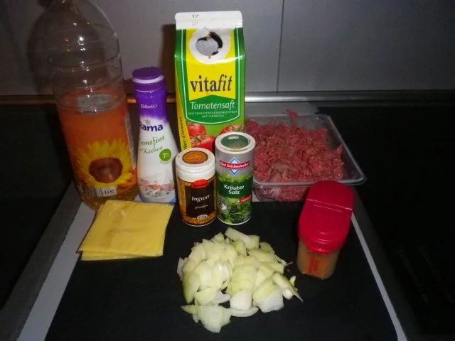 Rezept: Tomaten - Haschee mit Nudeln Bild Nr. 4 Tomaten - Haschee mit Nudeln - Rezept - Bild Nr. 4