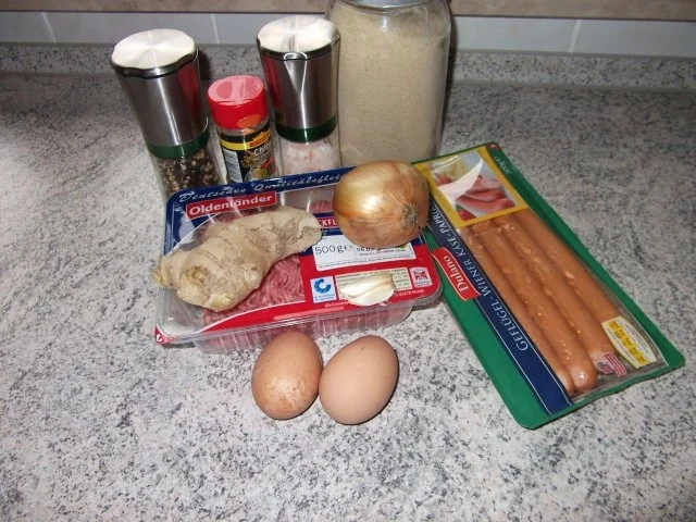 Wienerwürstel im Hackteig Dieter´s Art - Rezept - Bild Nr. 2