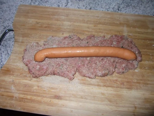 Wienerwürstel im Hackteig Dieter´s Art - Rezept - Bild Nr. 4