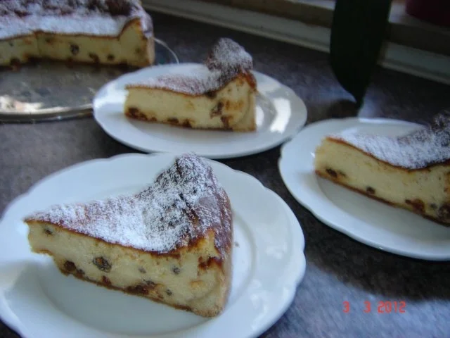 Rezept: Kuchen & Torten : Käsekuchen mit Grieß Kuchen & Torten : Käsekuchen mit Grieß - Rezept