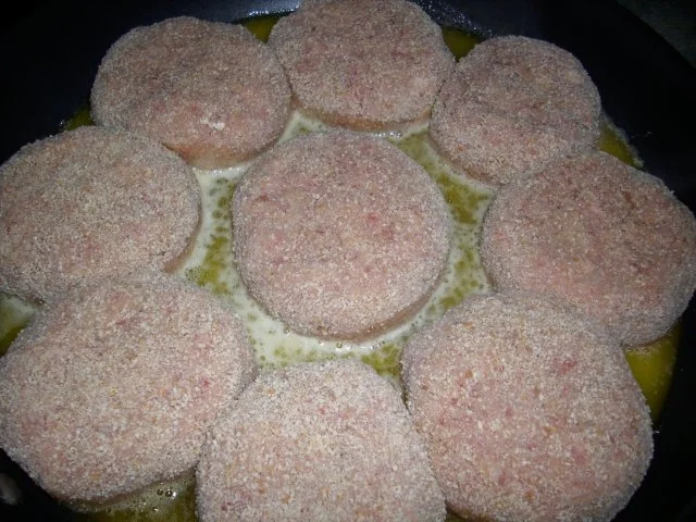 Rezept: Gefüllte Paprikaschoten nach Teufelchens Art ... Bild Nr. 12 Gefüllte Paprikaschoten nach Teufelchens Art ... - Rezept - Bild Nr. 12