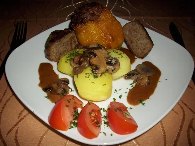 Rezept: Gefüllte Paprikaschoten nach Teufelchens Art ... Bild Nr. 18 Gefüllte Paprikaschoten nach Teufelchens Art ... - Rezept - Bild Nr. 18