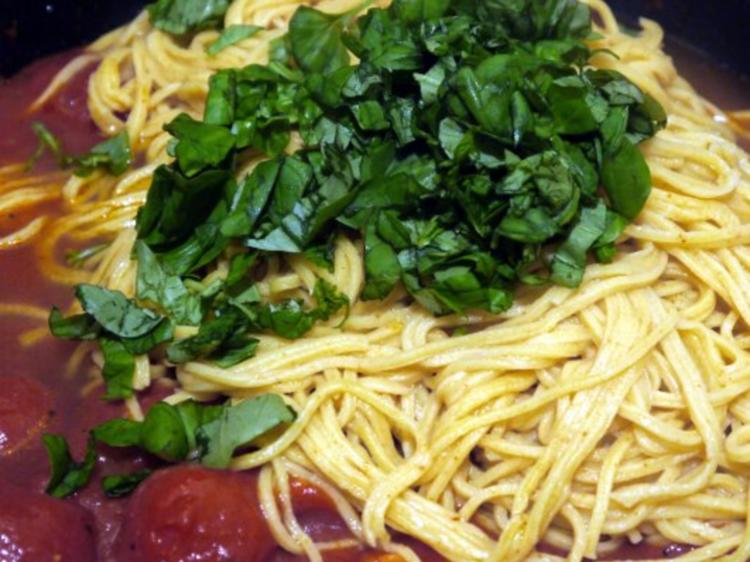 Scharfe Spaghetti-Hähnchenpfanne - Rezept - kochbar.de