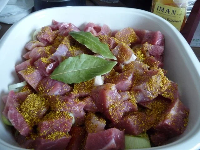 Schwein : Pikant scharfes Schweine-Gulasch - Rezept - Bild Nr. 11