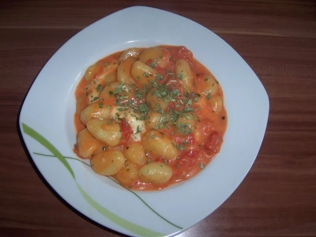 Rezept: Gnocchi "á la Caprese" Gnocchi "á la Caprese" - Rezept