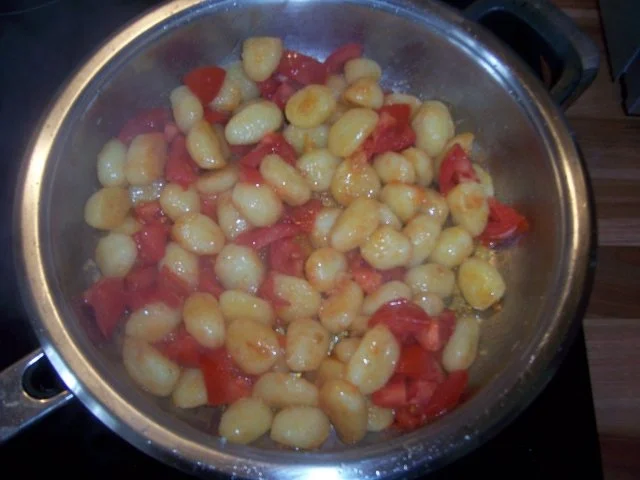 Rezept: Gnocchi "á la Caprese" Bild Nr. 3 Gnocchi "á la Caprese" - Rezept - Bild Nr. 3