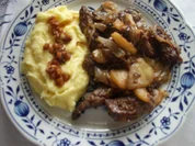 Lebergeschnetzeltes mit Apfel und Portwein - Rezept