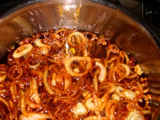 Rezept: Zwiebelroastbraten medium mit Safranspätzle Bild Nr. 6 Zwiebelroastbraten medium mit Safranspätzle - Rezept - Bild Nr. 6