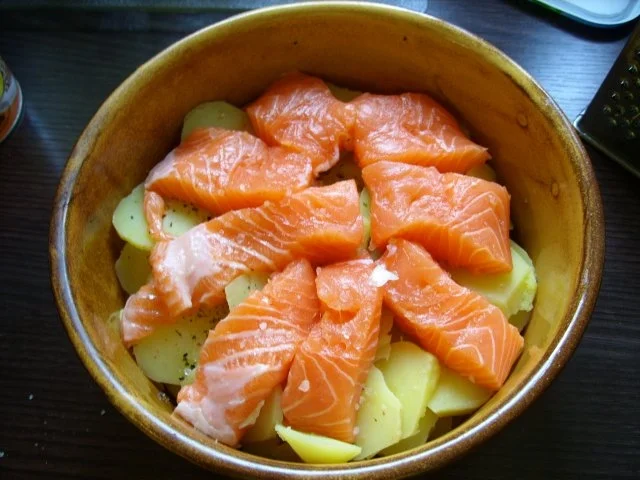 Rezept: Kartoffel - Lauch - Auflauf mit Lachs Bild Nr. 3 Kartoffel - Lauch - Auflauf mit Lachs - Rezept - Bild Nr. 3