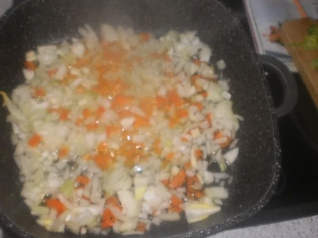 Rezept: Mediterrane Frikadellen mit Blumenkohl Bild Nr. 4 Mediterrane Frikadellen mit Blumenkohl - Rezept - Bild Nr. 4