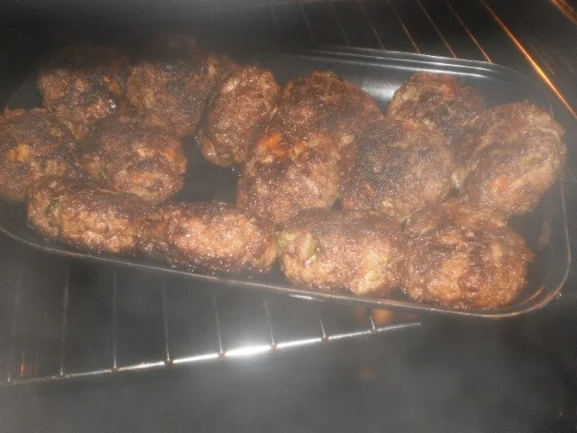 Rezept: Mediterrane Frikadellen mit Blumenkohl Bild Nr. 10 Mediterrane Frikadellen mit Blumenkohl - Rezept - Bild Nr. 10