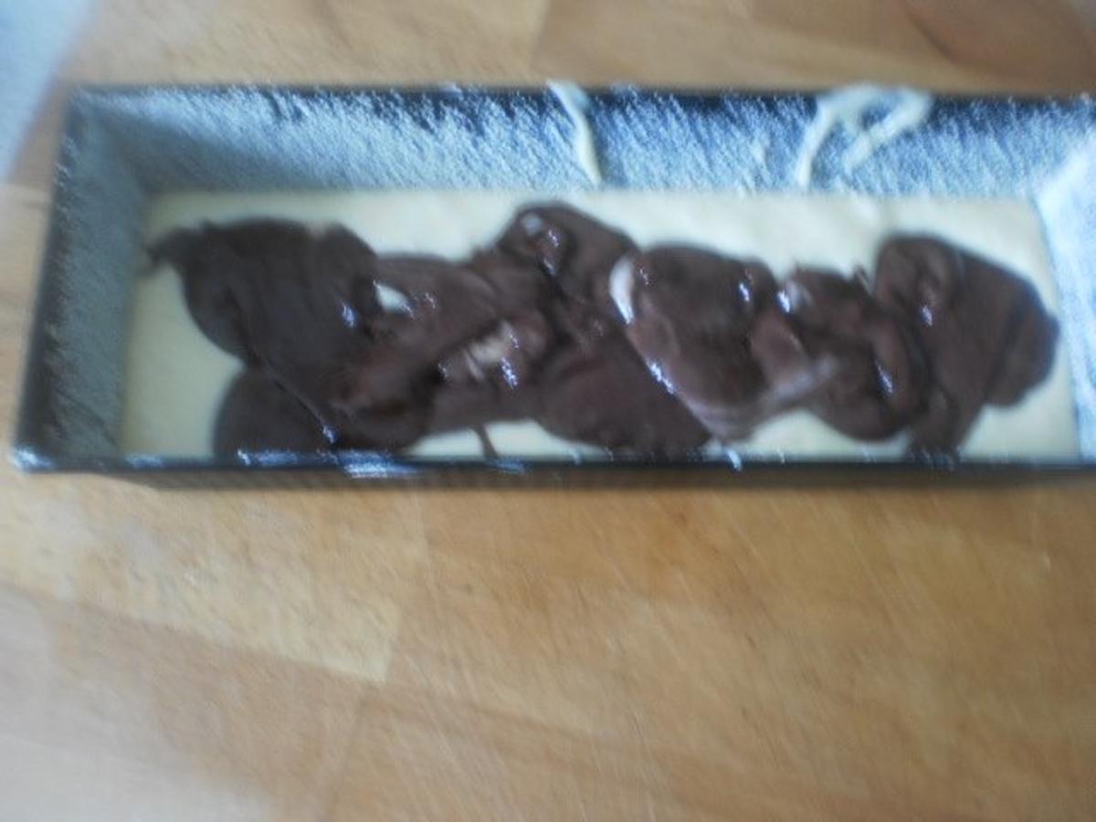Joghurt-Marmorkuchen mit Kakao - Rezept - Bild Nr. 6