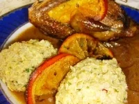 Rezept: Tauben - in Orangen-Grand Manier-Soße an Quinoa-Nocken Tauben - in Orangen-Grand Manier-Soße an Quinoa-Nocken - Rezept