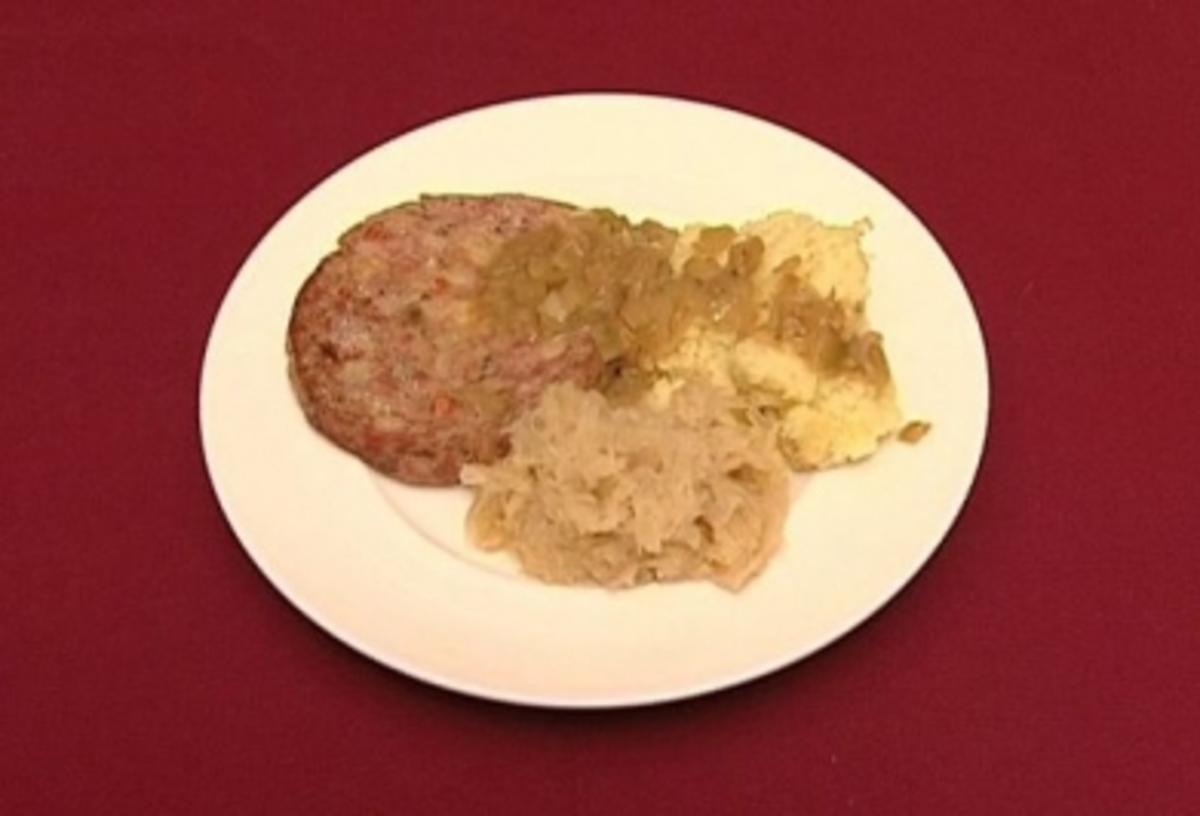Saumagen mit Kartoffelbrei und Weinsauerkraut (Michael Jäger) - Rezept